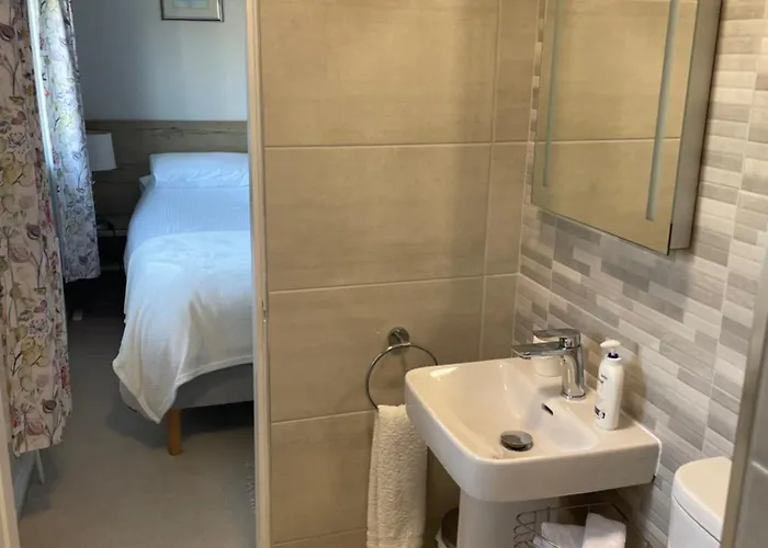 Bed and Breakfast The Wave 4*